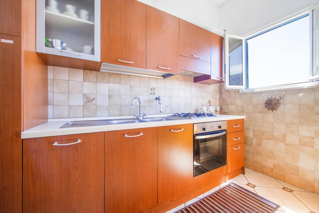 L'Uliveto Bed & Breakfast Positano Bagian luar foto