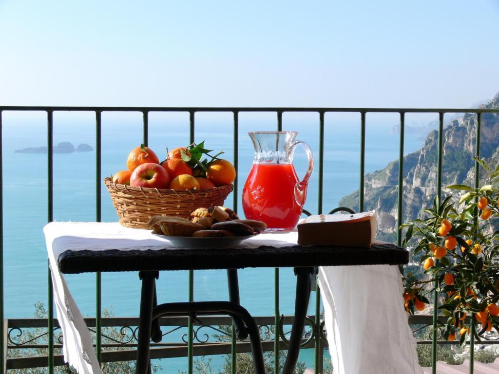 L'Uliveto Bed & Breakfast Positano Bagian luar foto